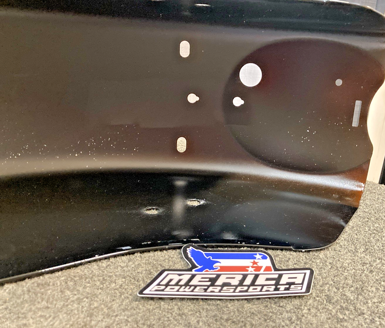 NEW GENUINE HARLEY DAVIDSON 59500523EKX FENDER, RR, SUB-ASSY, PNSTRP