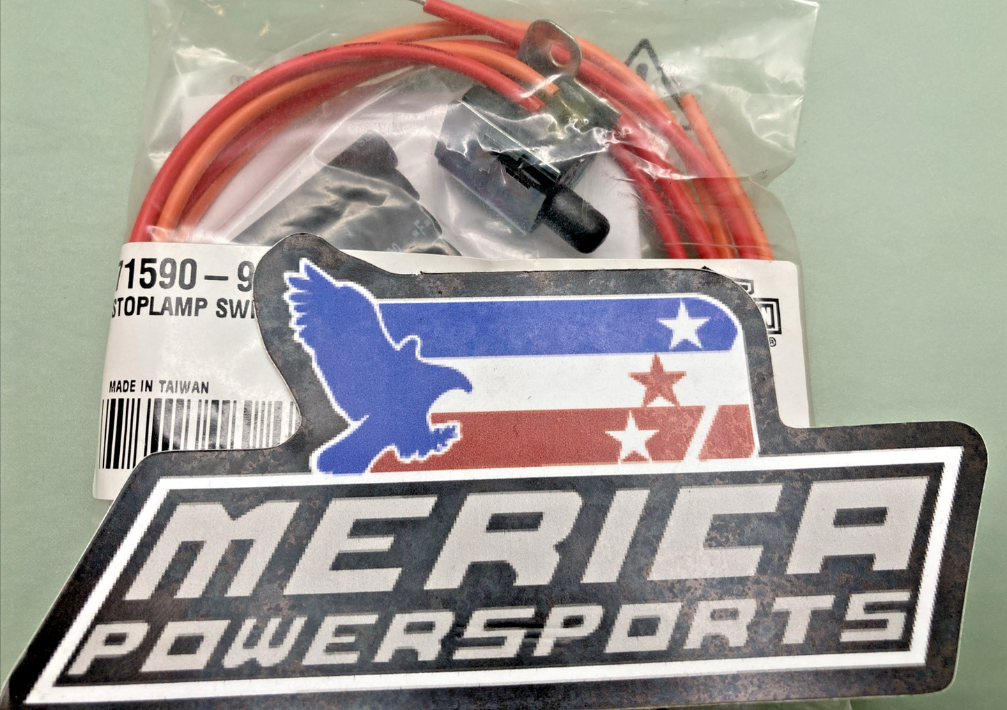 NEW GENUINE HARLEY DAVIDSON 71590-92A FRONT BRAKE SWITCH