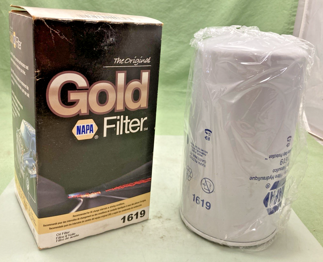 NEW GENUINE NAPA 1619 OIL FILTER