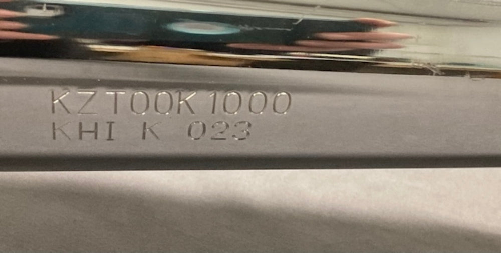 Kawasaki 18001-1260 Muffler Rh 18001-1317 New Genuine