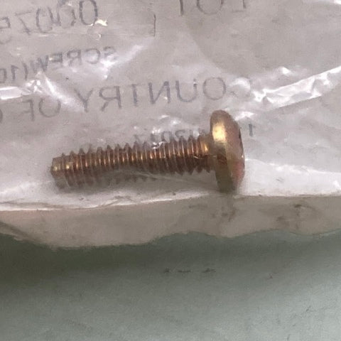 QTY 4 Polaris 7512018 SCREW New Genuine