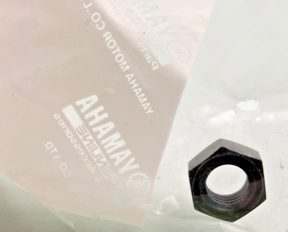 QTY 2 NEW GENUINE YAMAHA 95337-08600 DRIVE SELECTOR NUT