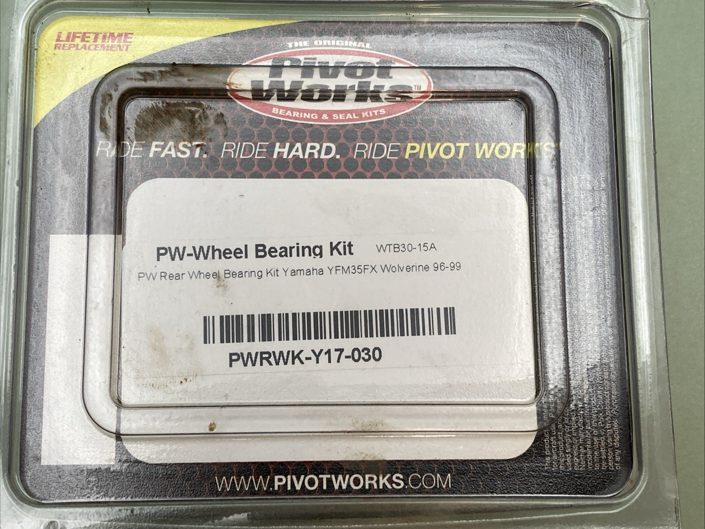 NEW GENUINE PIVOT WORKS PWRWK-Y17-030 WHEEL BEARING KIT