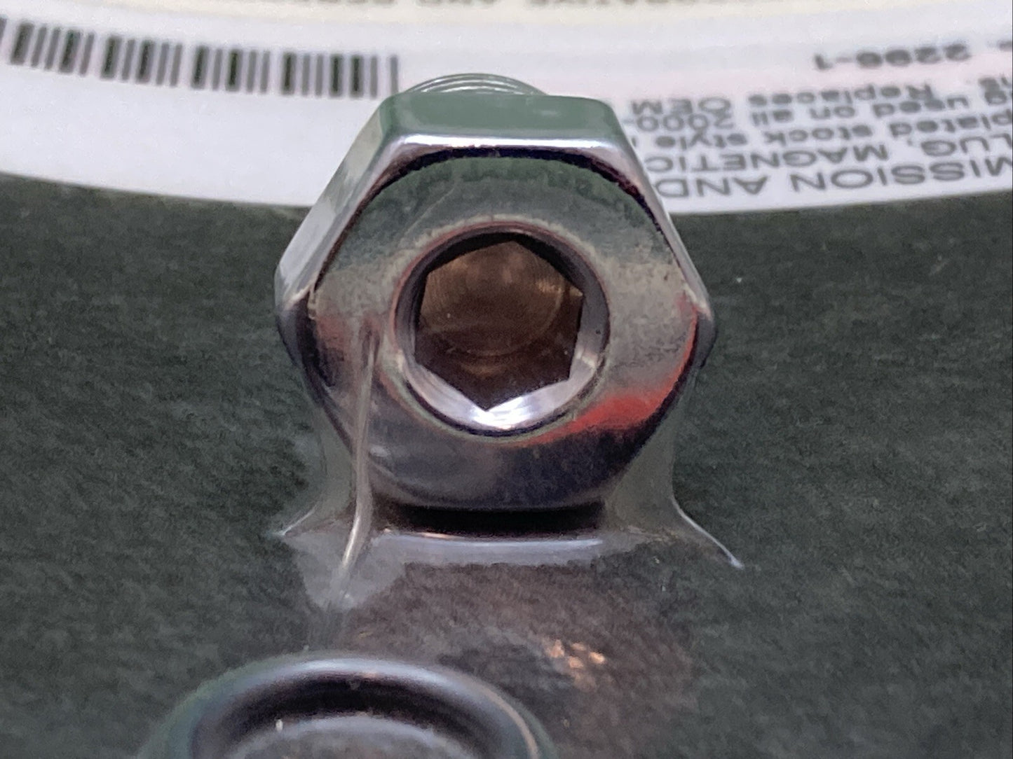 NEW GENUINE COLONY 2296-1 TRANSMISSION AND OIL TANK DRAIN PLUG, MAGNETIC