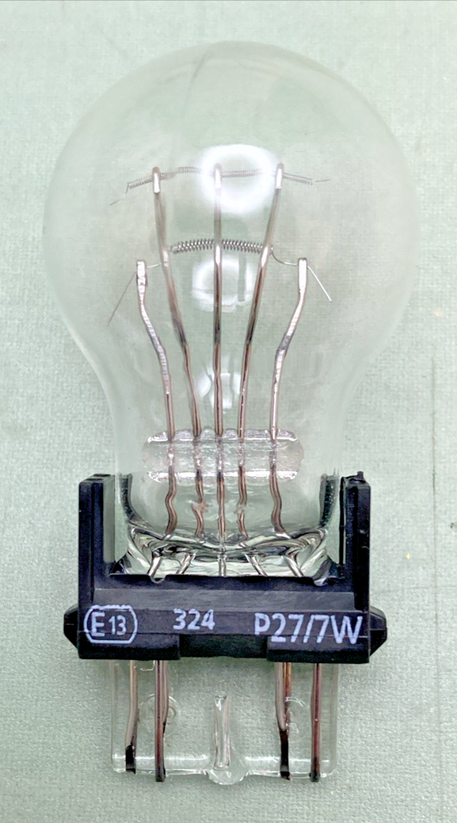 NEW GENUINE WAGNER 3157 MINIATURE BULB 12V, P27/7W