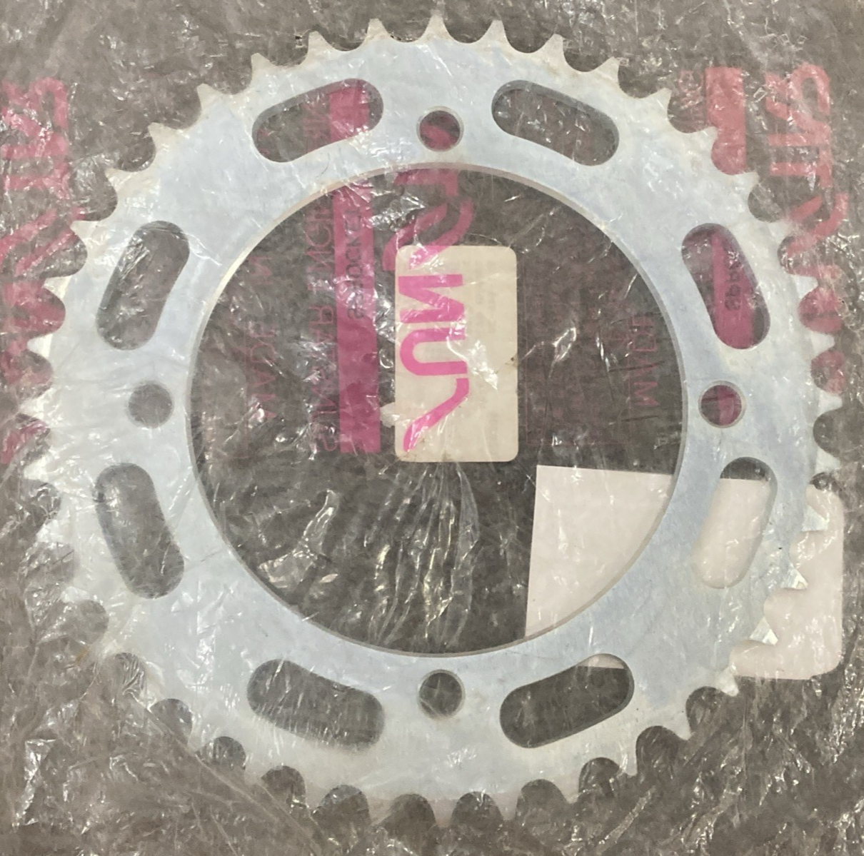 NEW GENUINE SUNSTAR 5Y1-Y40-20R REAR SPROCKET