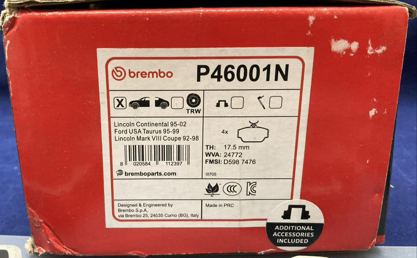 NEW GENUINE BREMBO P50052 Ceramic Disc Brake Pad Set Rear