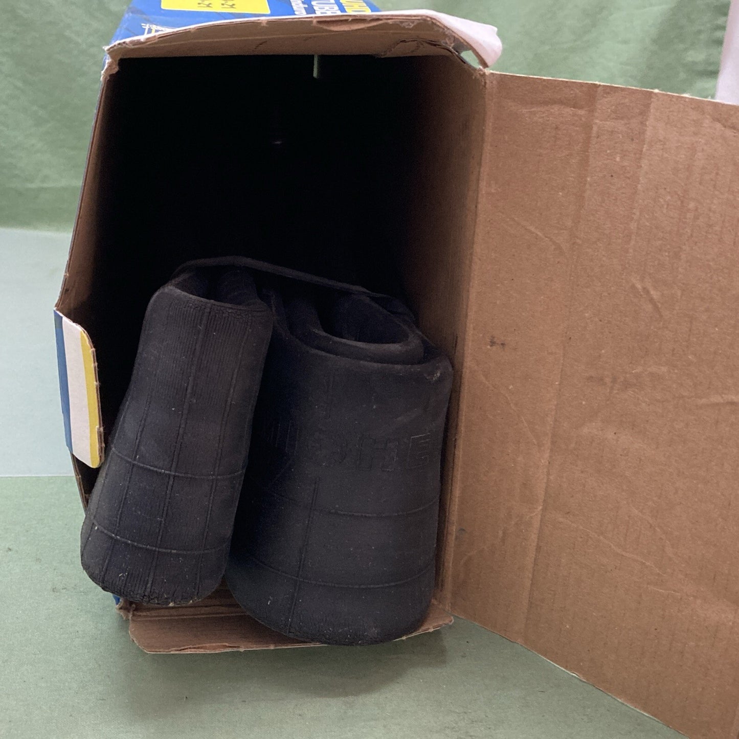 NEW GENUINE MICHELIN CAI827203 Inner Tube