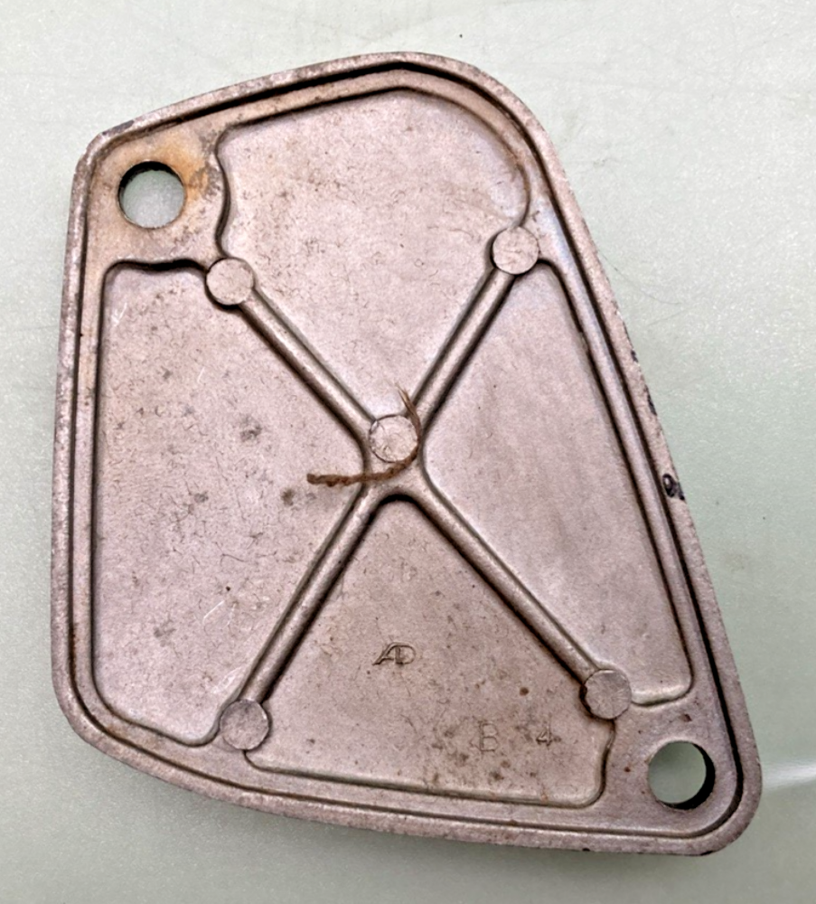 GENUINE YAMAHA 21V-2628F-00 Cap, Gear