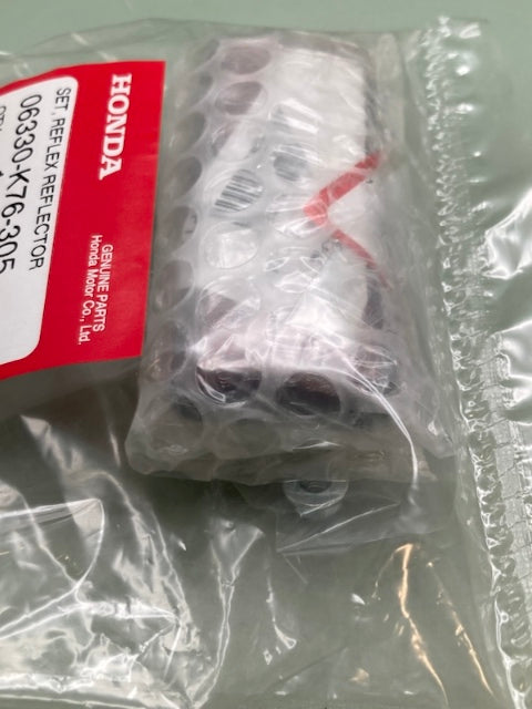 QTY 4 Honda 06330-K76-305 Set Reflex Reflector New Genuine