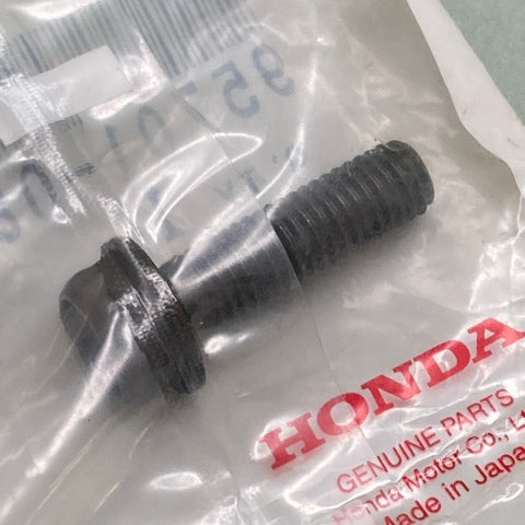 QTY 4 Honda 95701-0802807 FLANGE BOLT New Genuine