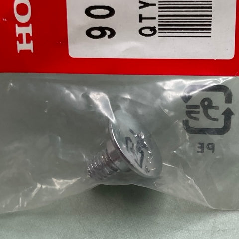 Honda 90381-KM9-000 SCREW New Genuine