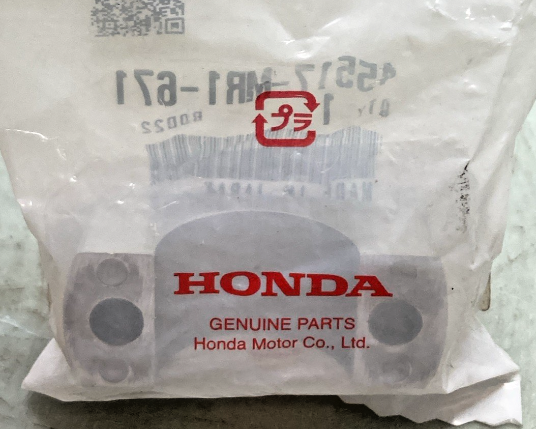 New Genuine Honda 45517-MR1-671 Holder