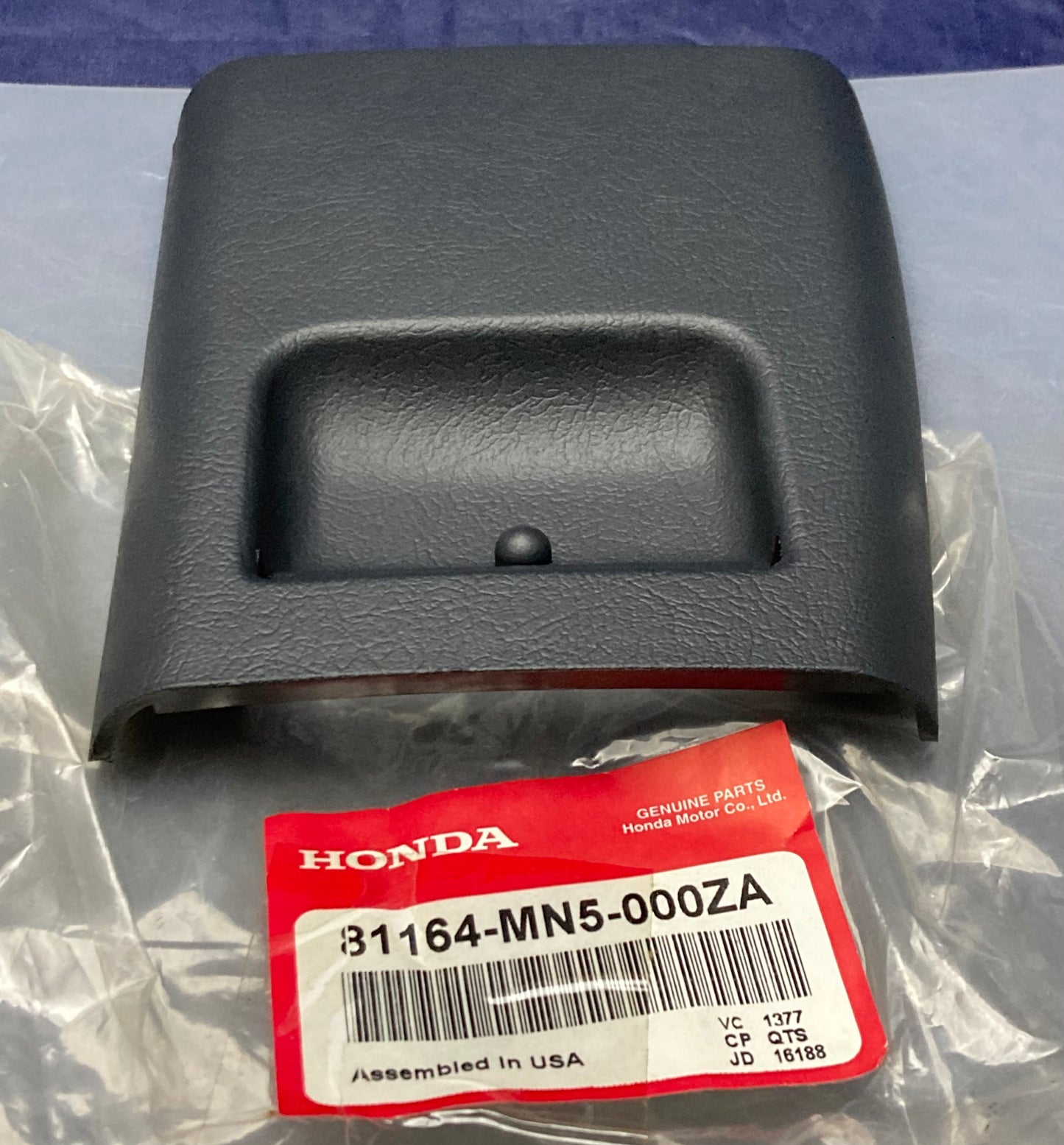 New Genuine Honda 81164-MN5-000ZA Lid, R Trunk, Pocket