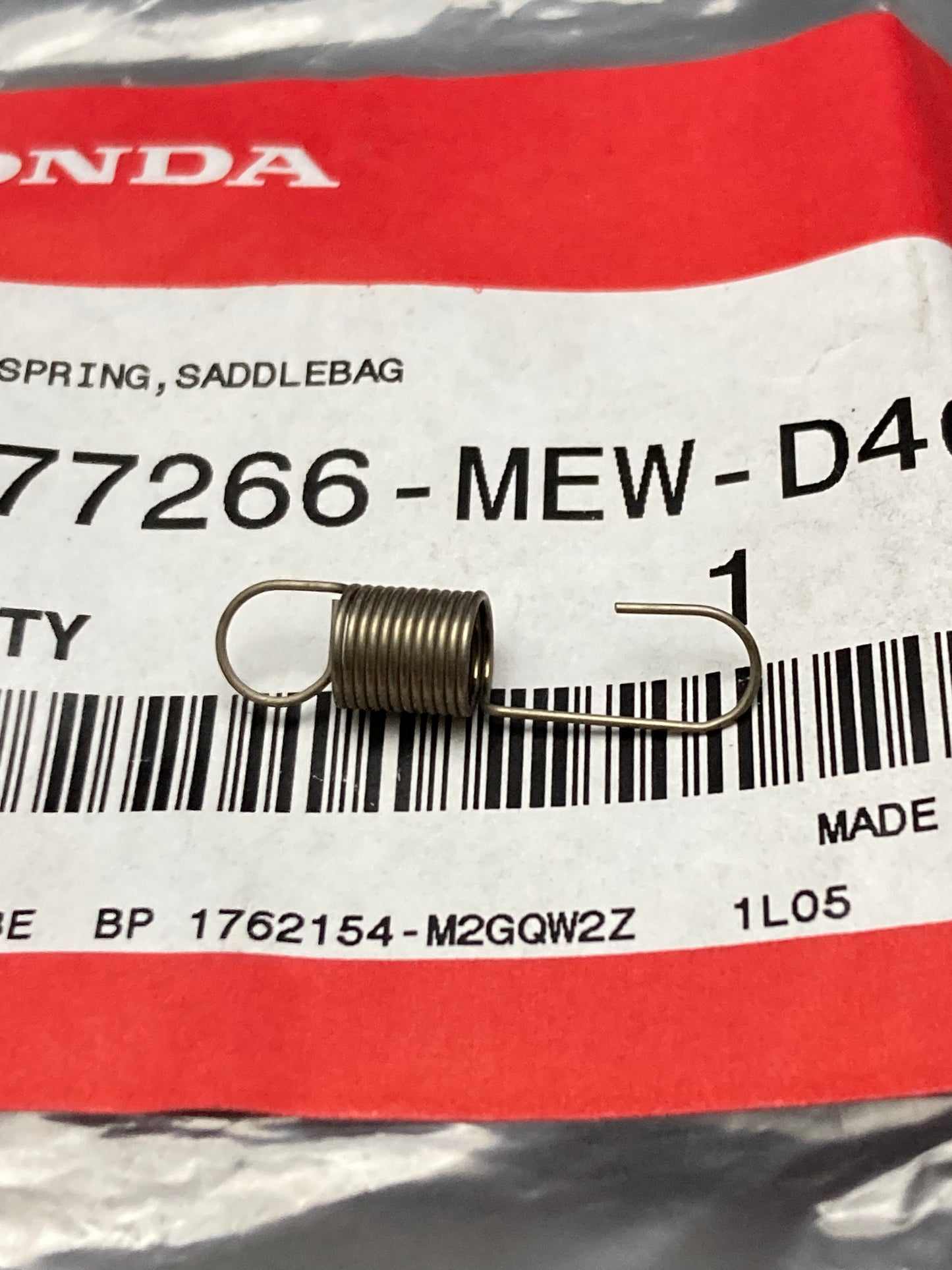 New Genuine Honda 77266-MEW-D40 Spring, Saddlebag, Catch