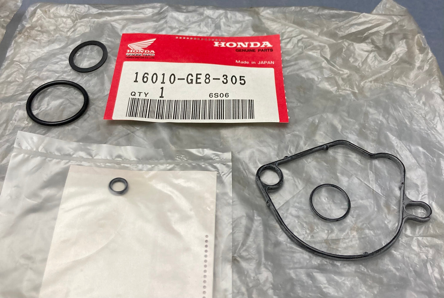 New Genuine Honda 16010-GE8-305 Gasket Set
