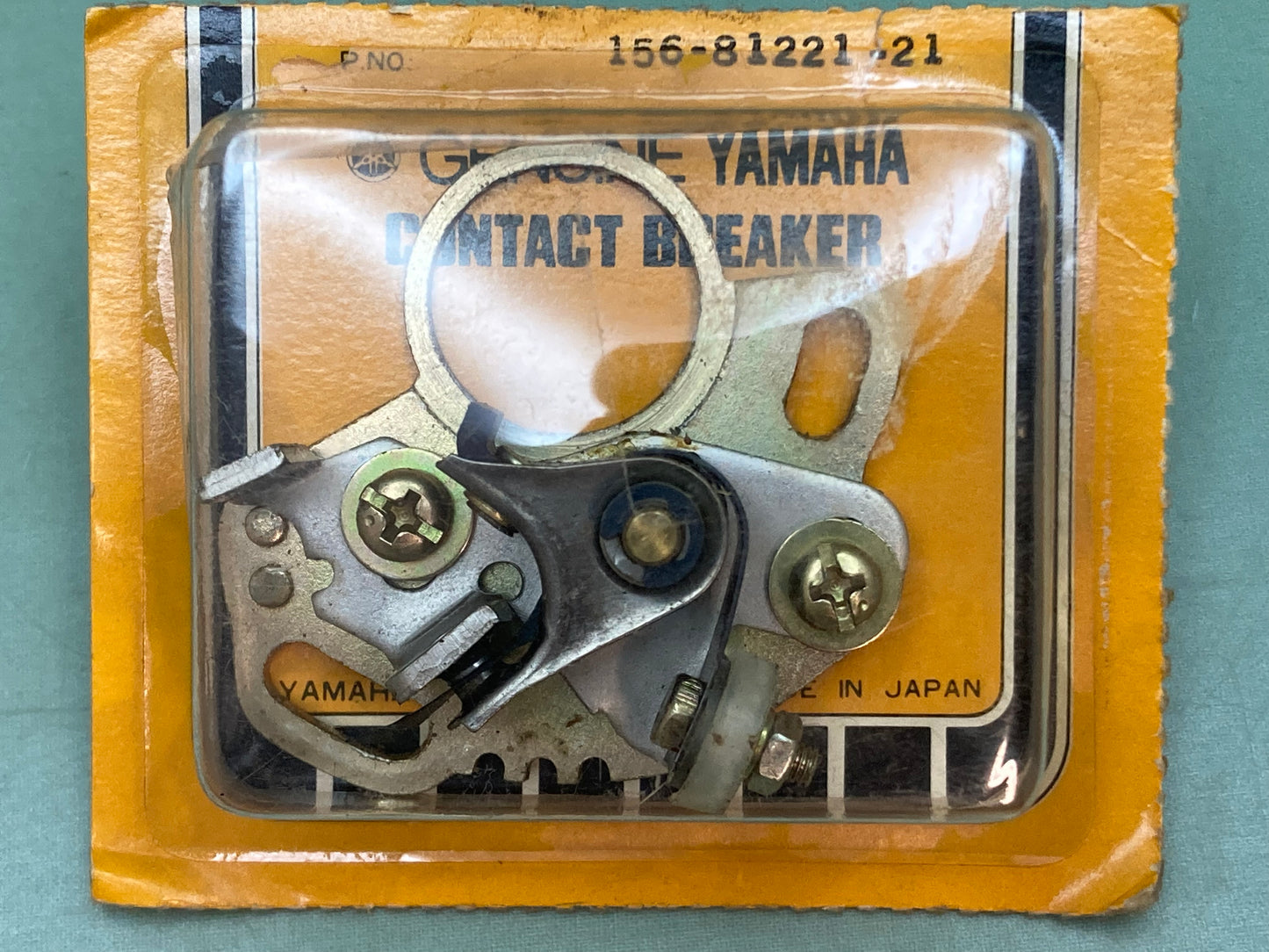 New Genuine Yamaha 156-81221-21 Contact Brkr Assembly