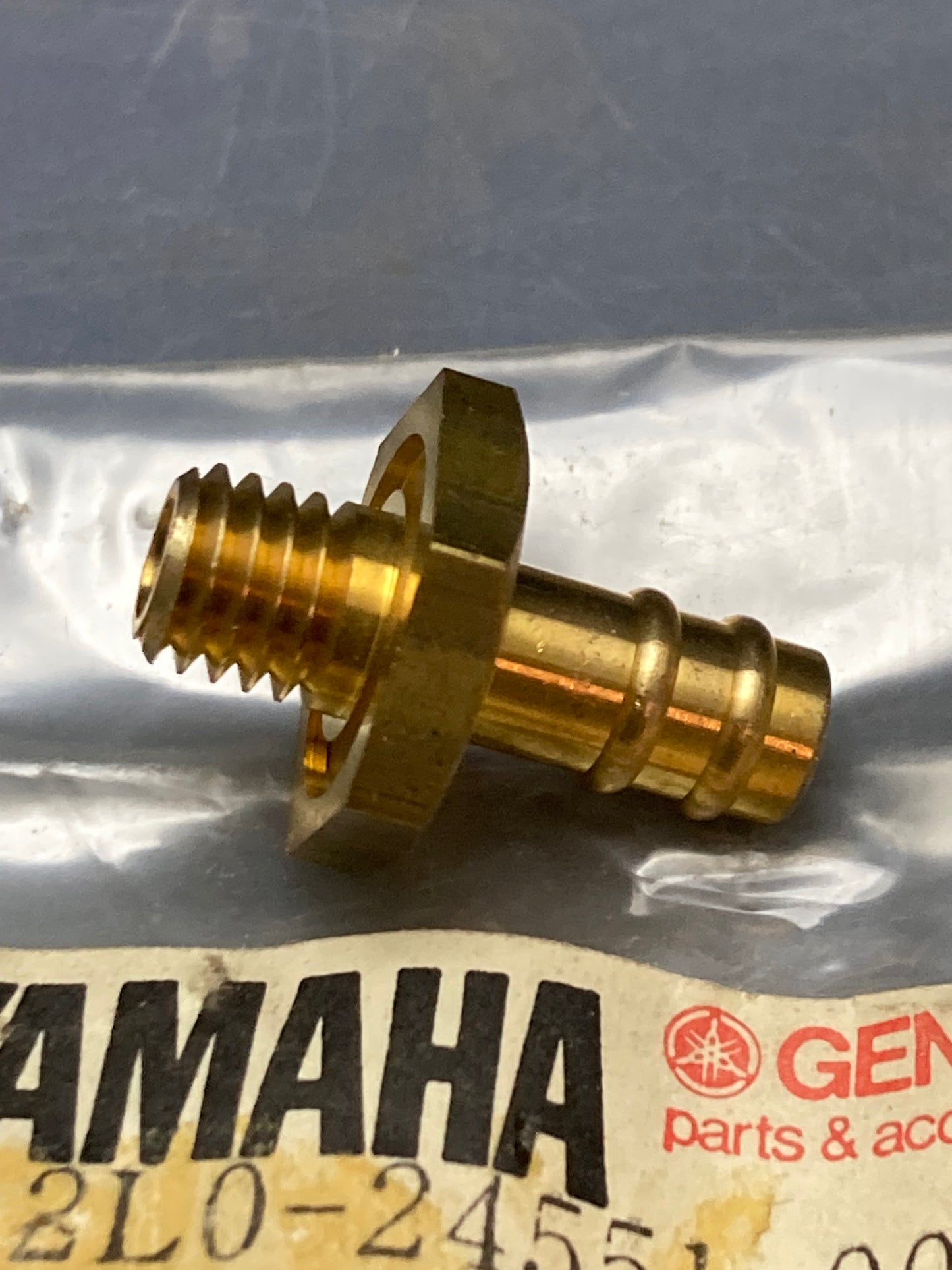 New Genuine Yamaha 2L0-24551-00 Bolt, Joint