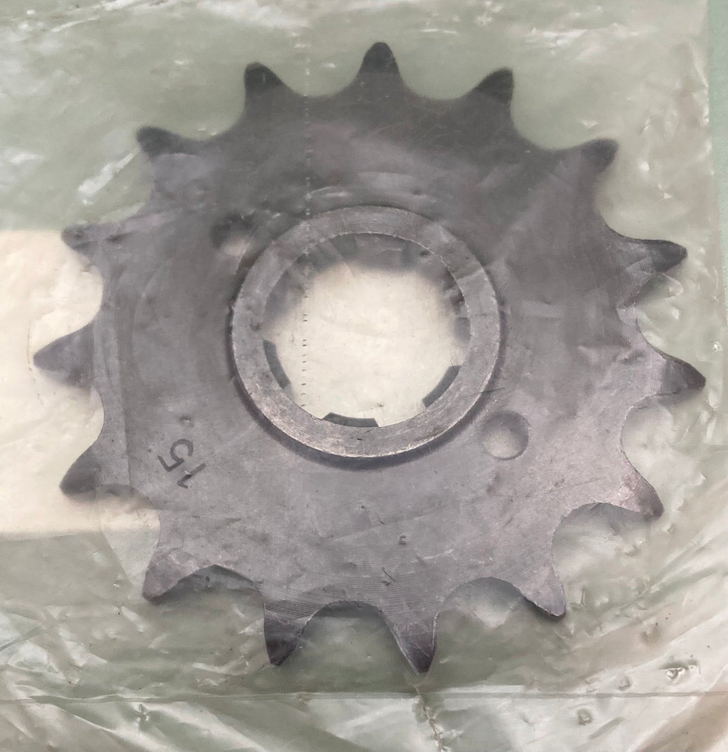 New Genuine LeMans K22-2504C Sprocket 15T Honda 23801-MC4-000