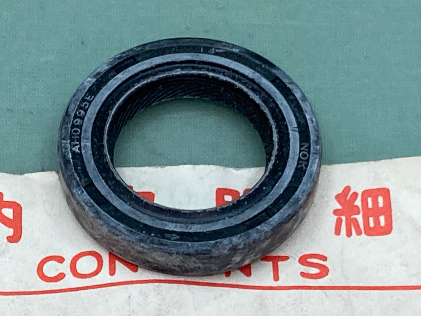 New Genuine Honda 91201-360-005 Oil Seal (20X32x6)