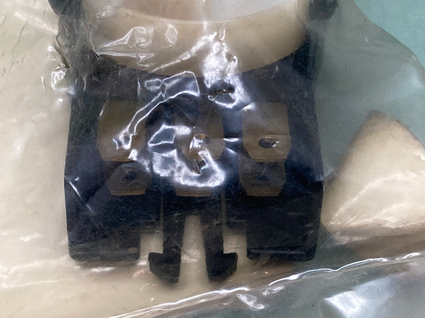 New Genuine K&L 01241 Main Switch Contact Base Honda 35101-415-017