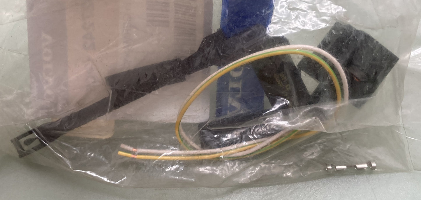 New Genuine Volvo 20527242 ECT SENSOR