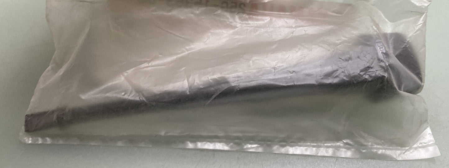 New Genuine Yamaha 25G-15363-00 Plug, Oil