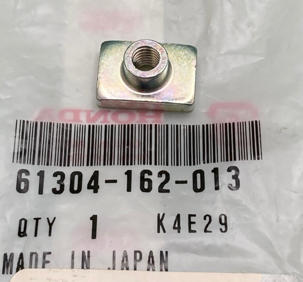 Honda 61304-162-013 Nut New Genuine