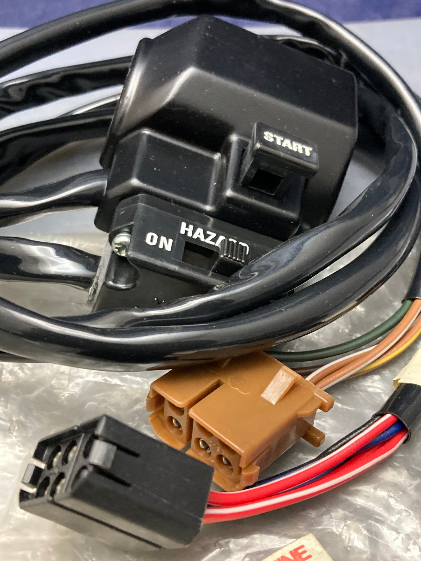 New Genuine Yamaha 10M-83963-00 Switch, Handle, 3