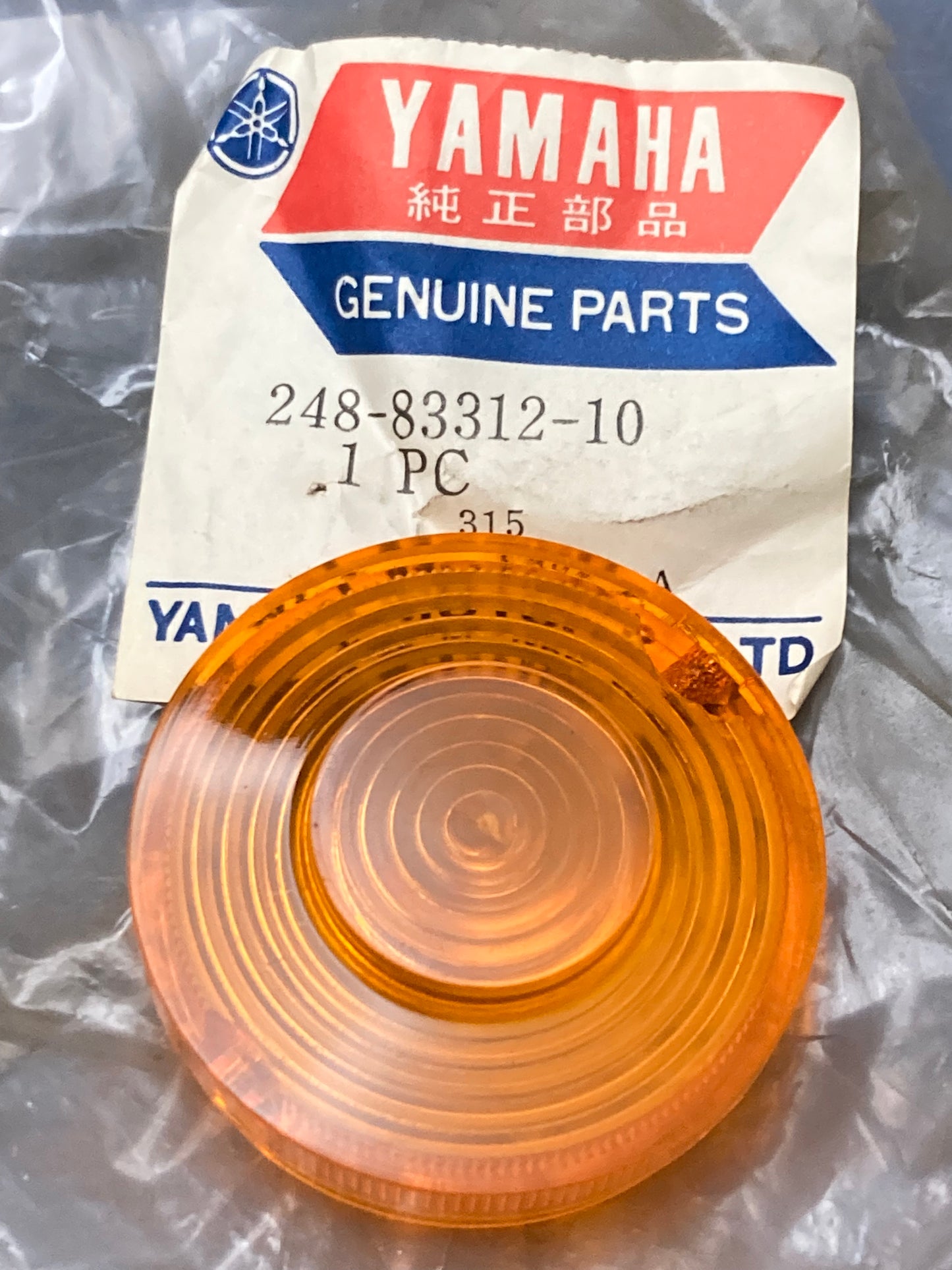 New Genuine Yamaha 248-83312-10 Turn Signal Lens
