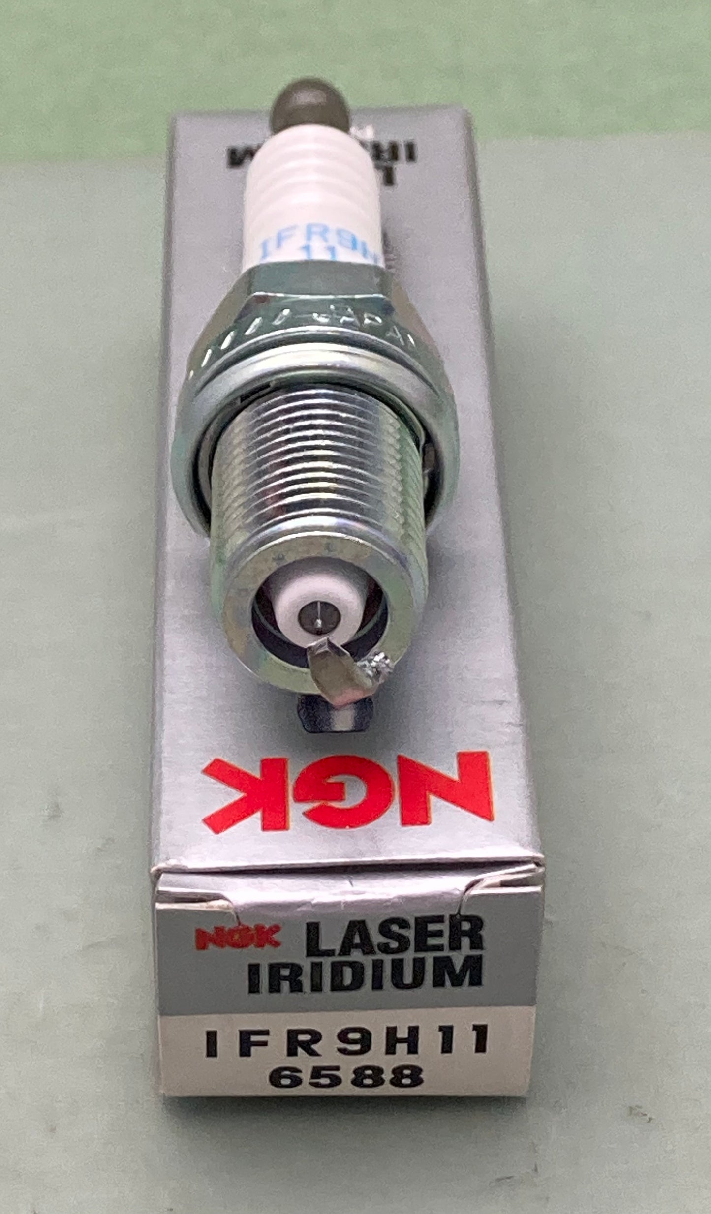 New Genuine NGK 6588 Laser Iridium Spark Plug IFR9H11