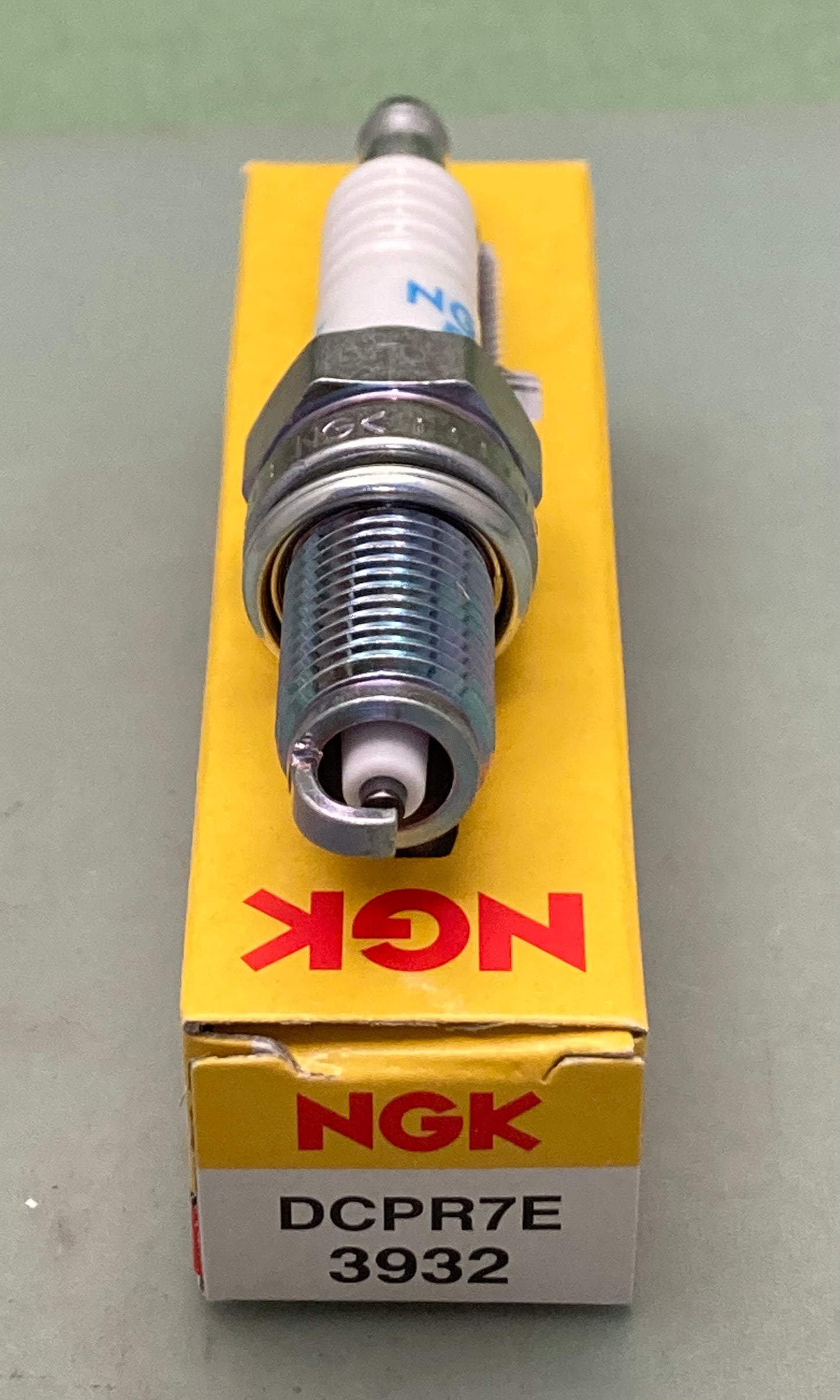 New Genuine NGK 3932 Spark Plug DCPR7E