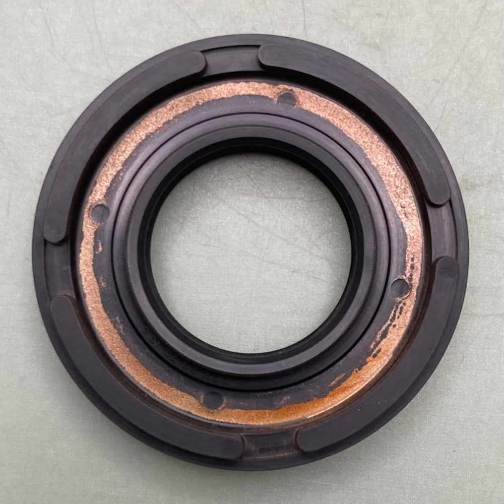 Kawasaki 92054-020 Oil Seal New Replaces