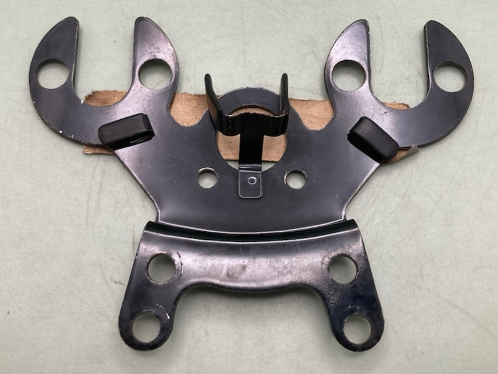 Kawasaki 25008-022 BRACKET METER New Replaces