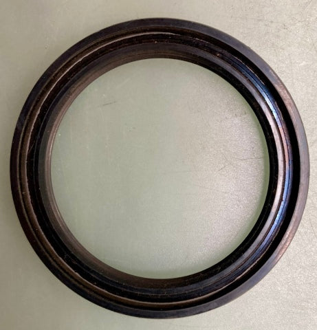 Qty 2 Polaris 1525013 Front Wheel Assembly Oil Seal New Replaces