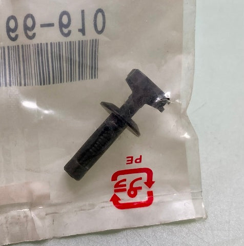 Qty 4 Honda 64103-166-610 Lock, Plastic New Genuine
