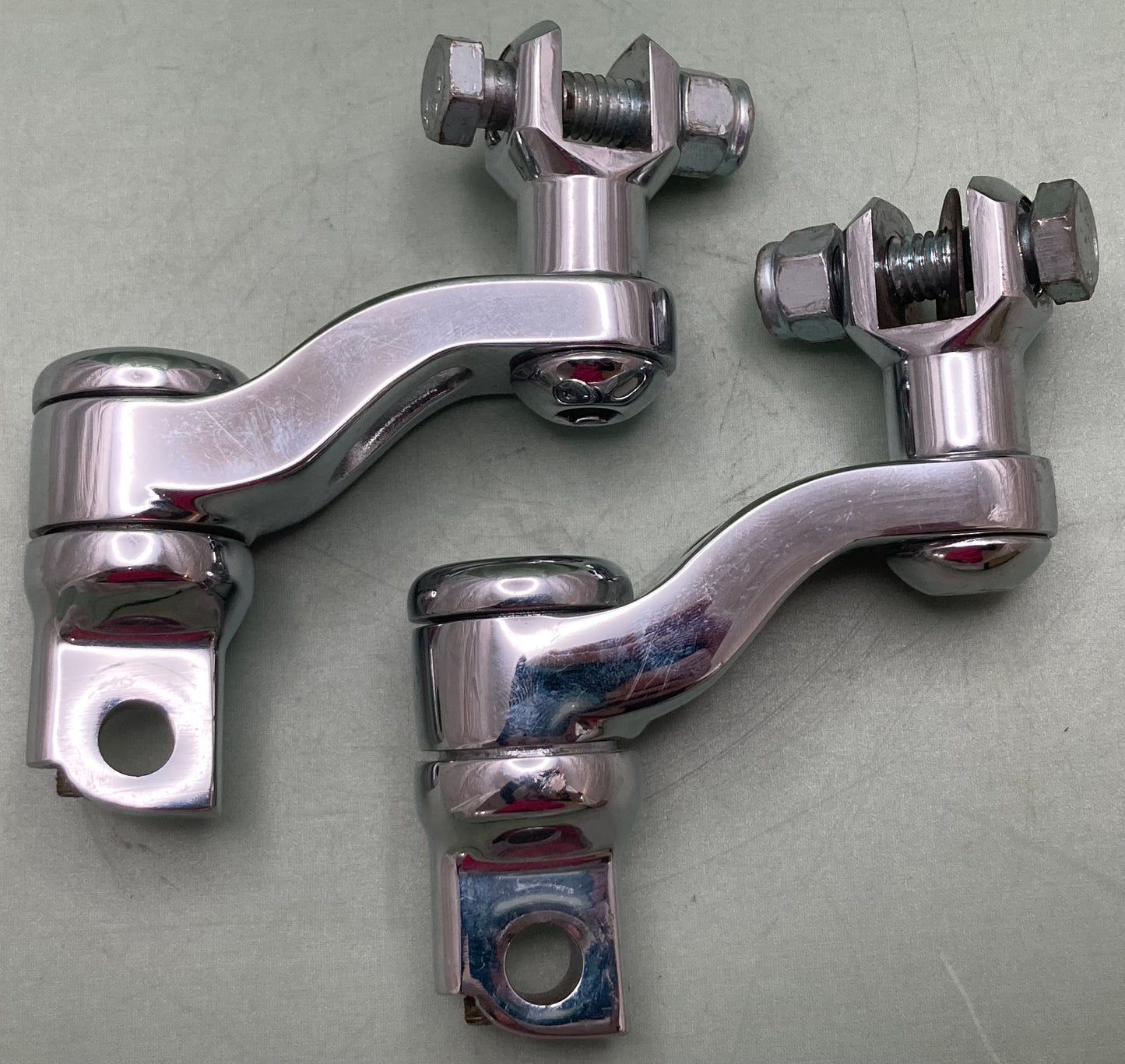 Replaces Harley Davidson 50763-09 Adjustable Passenger Footpeg Mount Kit, Chrome