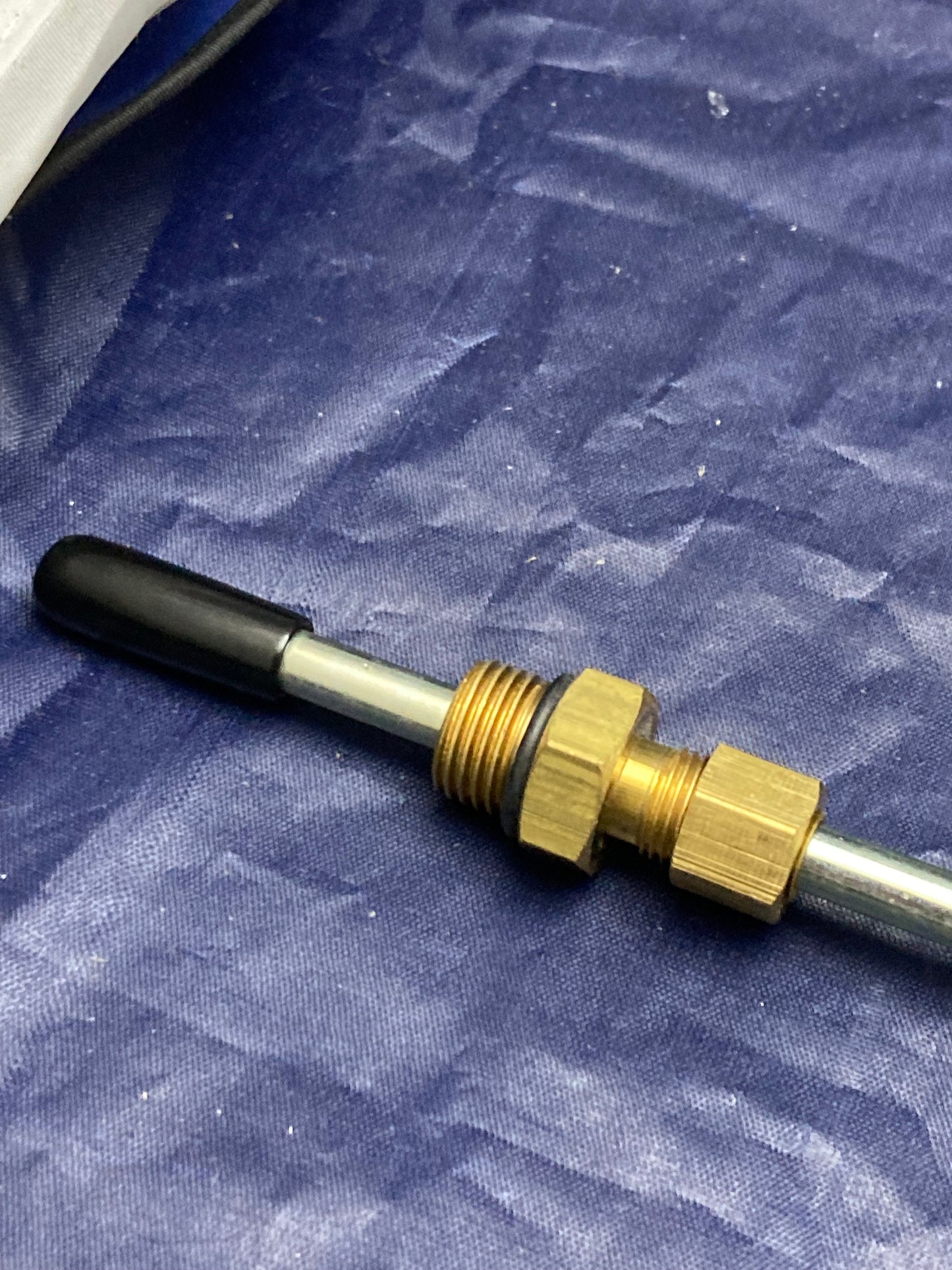 New Genuine International 3725797C91 Fuel Pipe Assembly - 56" Or 73" Sleeper