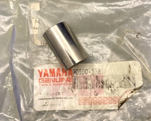 Qty 4 Yamaha 90380-15817 Solid Bush New Genuine