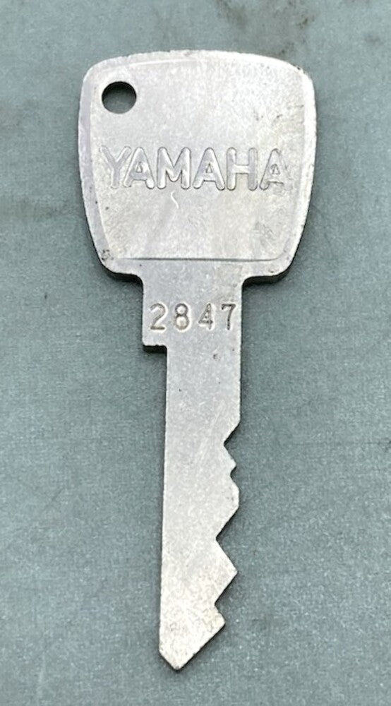 Yamaha 2847 Key New Genuine