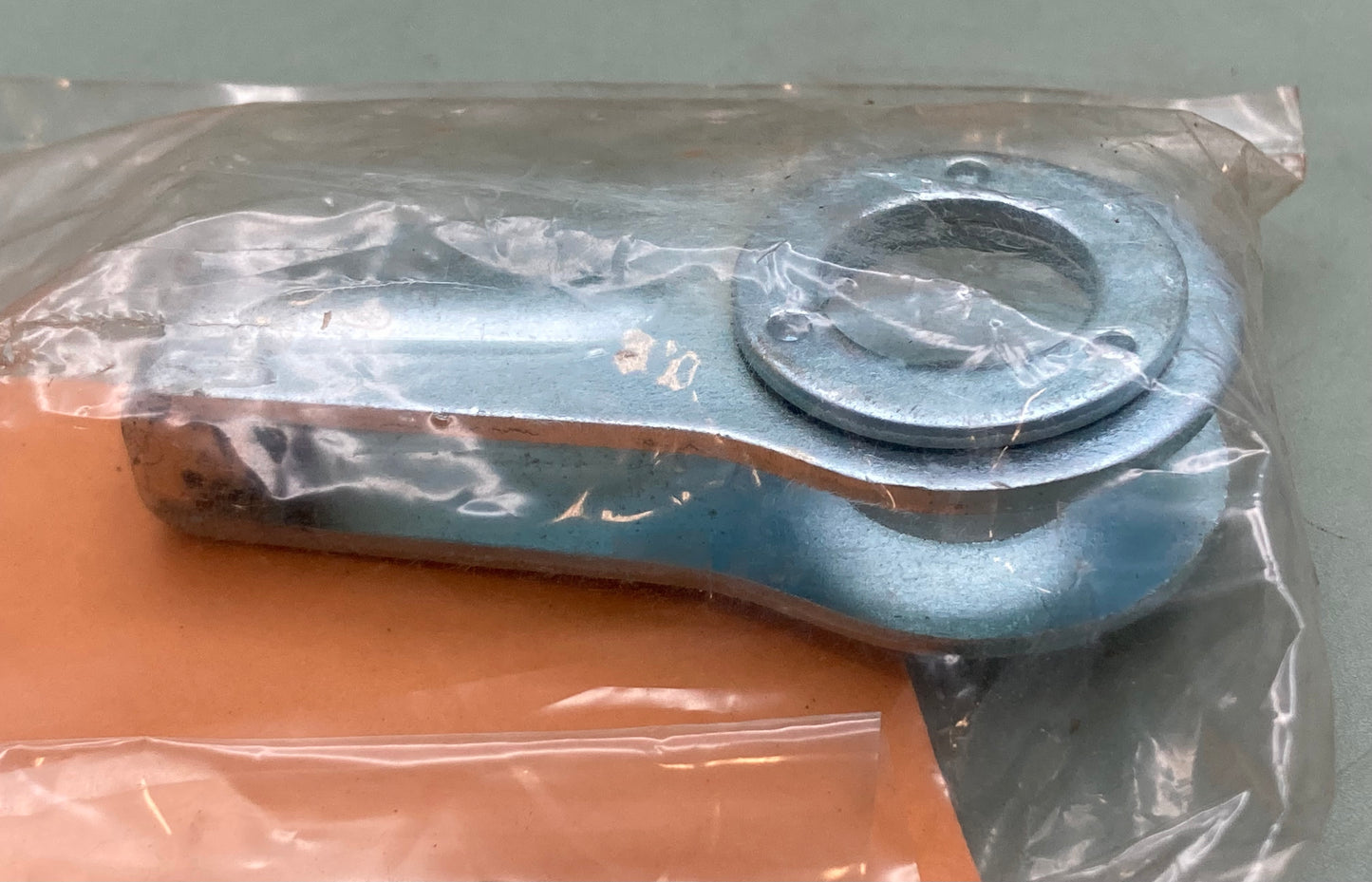 New Genuine Yamaha 431-25388-00 Puller, Chain 1