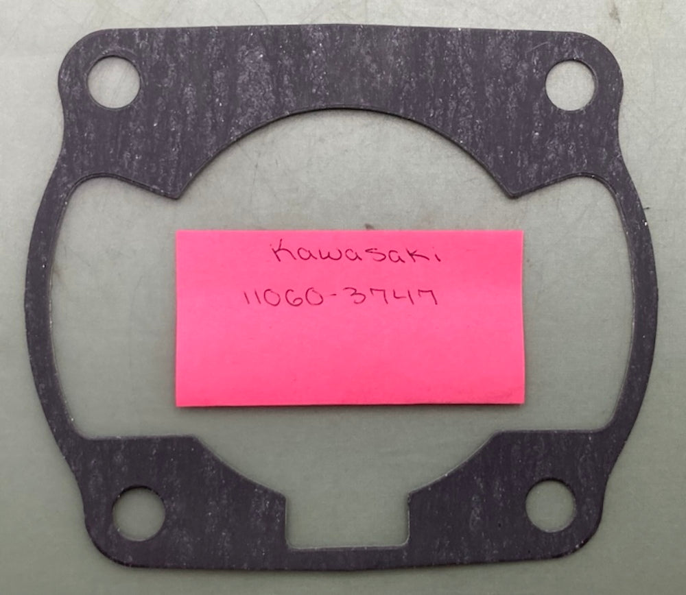 Replaces Kawasaki 11060-3747 Cylinder Base Gasket New