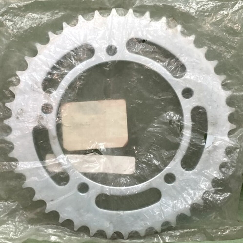 New Genuine Suzuki 64511-35F10 Rear Sprocket 42T
