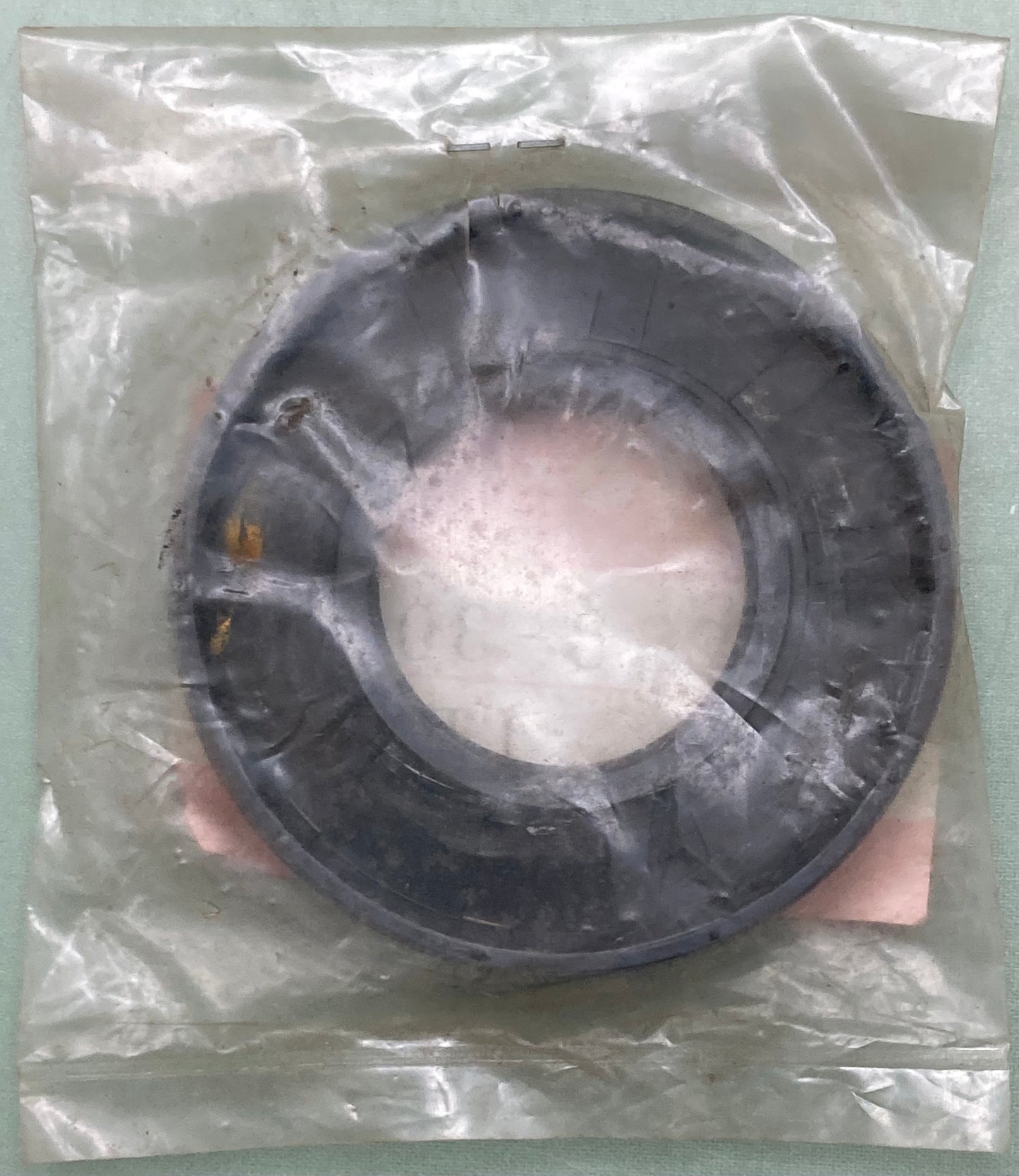 New Genuine Suzuki 09283-30048 Oil Seal 09283-30048 09283-30046