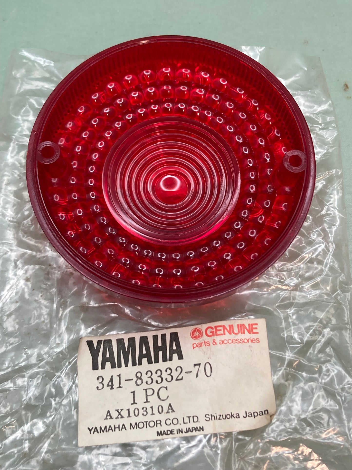 New Genuine Yamaha 341-83332-70 Lens, Flasher