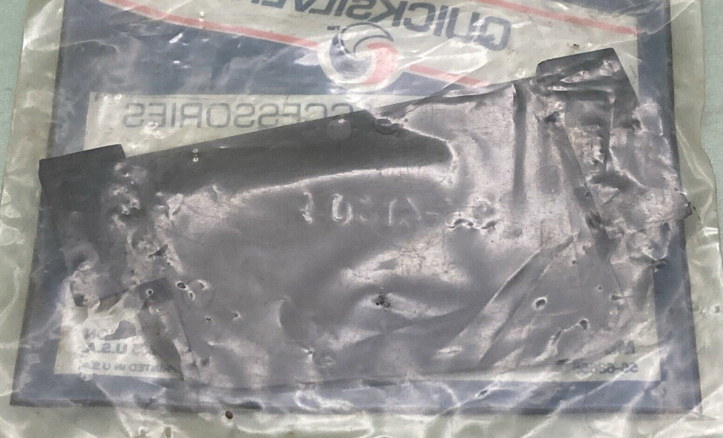 NEW GENUINE MERCURY QUICKSILVER 25-41604 GROMMET BOTTOM COWL