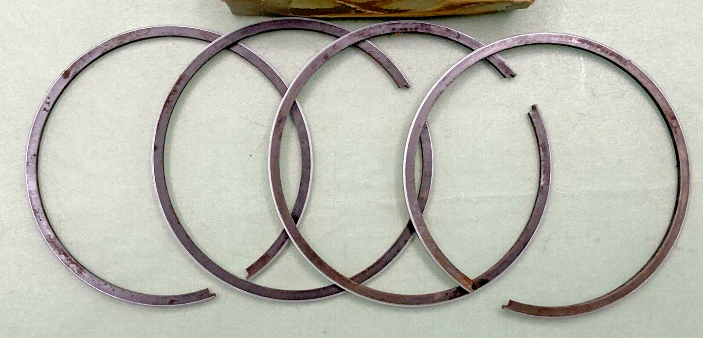 NEW GENUINE SUZUKI 12140-18330 PISTON RING ASSY