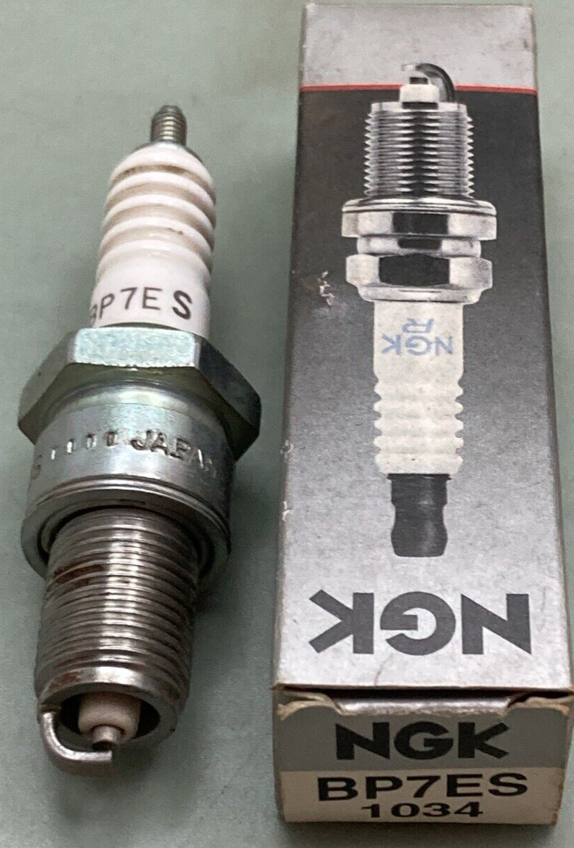 NEW GENUINE NGK BP7ES (1034) SPARK PLUG MARINE INBOARD