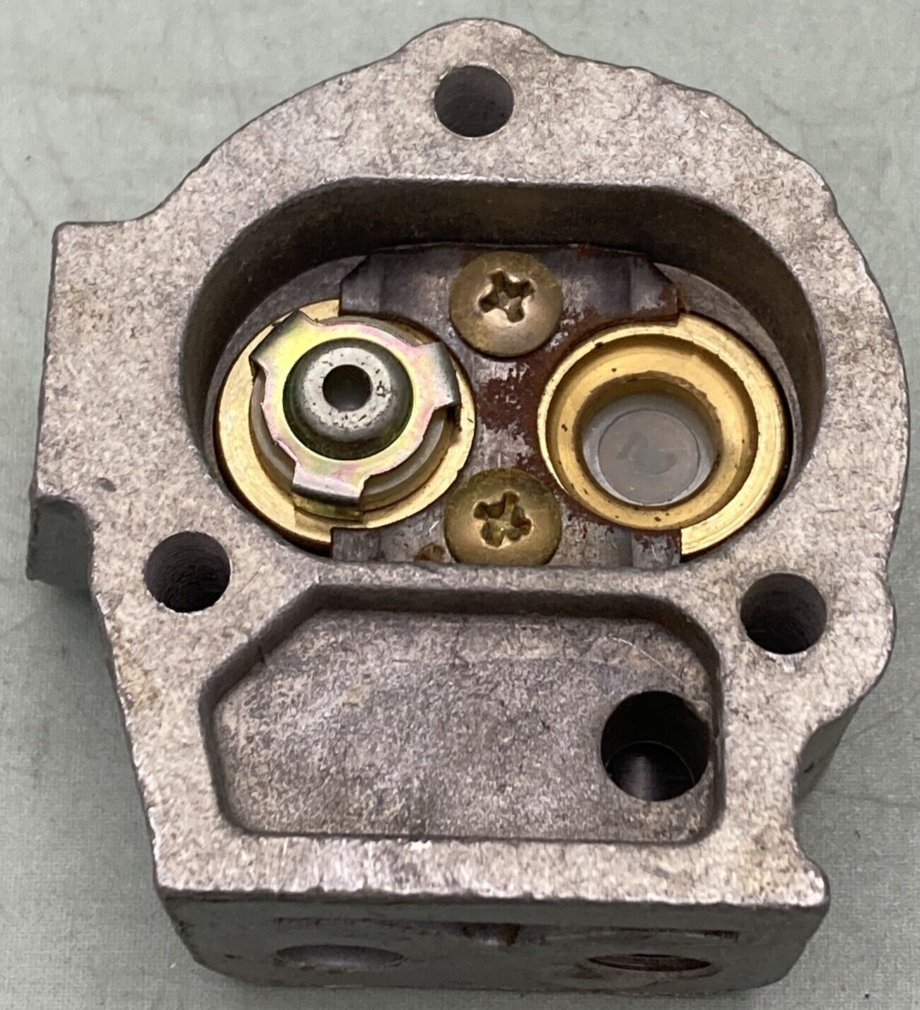 NEW MERCURY QUICKSILVER 56677A6 FUEL PUMP ASM OUTBOARD 50-65HP 125HP NO GASKETS