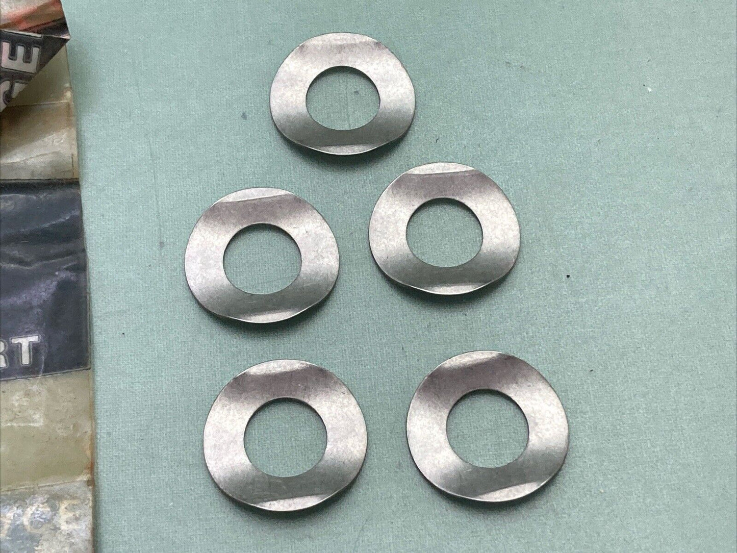 QTY 5 NEW GENUINE MERCURY 13-31030 WAVE WASHER